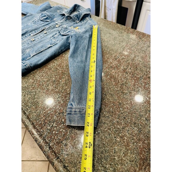 Vintage Winnie the POOH Light Wash Jean Trucker Jacket Disney FUZZY Bear DENIM S - Picture 11 of 11